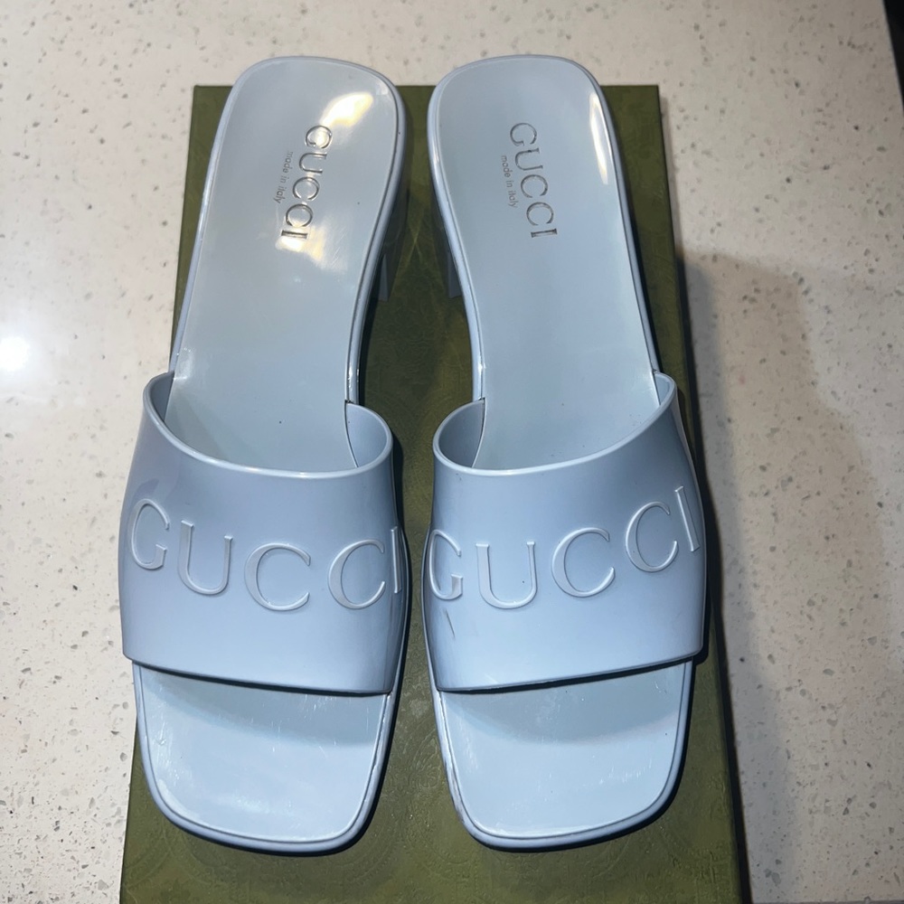 GUCCI RUBBER SANDAL SLIDE PORCELAIN BLUE